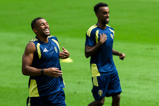 Isak Hien and Taha Ali of the Swedish national football