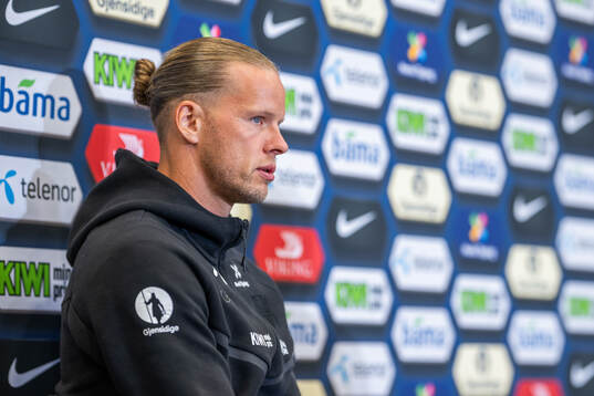 Goalkeeper Ørjan Håskjold Nyland of the Norwegian