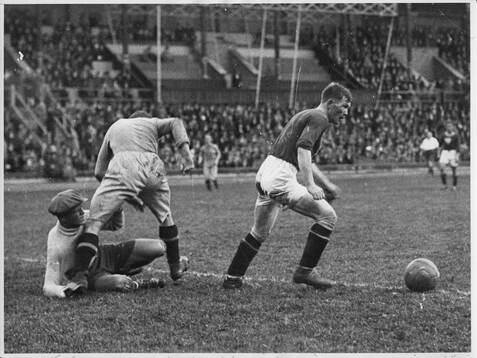 Fotboll, Stockholm, Olympiastadion, 1926-06-20. Sverige -