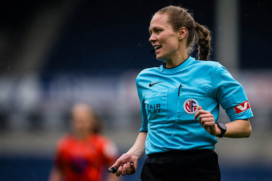 Nathalie Turøy, referee