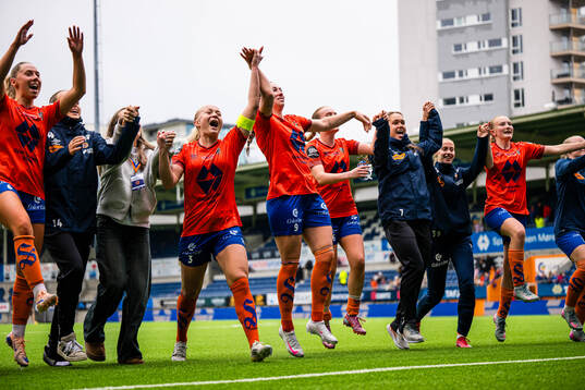 Mette Osvold Muri, Katarina Dybvik Sunde and Ingrid