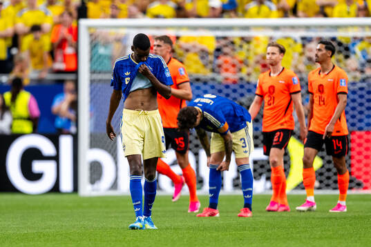 Alexander Isak of Sweden looks dejected