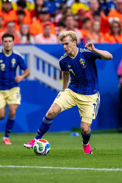 Lucas Bergvall of Sweden
