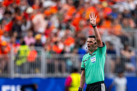 Referee Michael Oliver