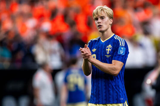 Lucas Bergvall of Sweden