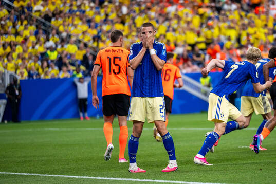 Gustaf Lagerbielke of Sweden looks dejected