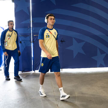 Besfort Zeneli of Sweden arrives at Houston Stadium