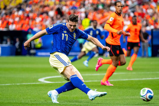 Viktor Gyökeres of Sweden