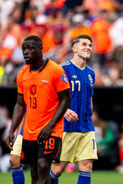 Viktor Gyökeres of Sweden looks dejected