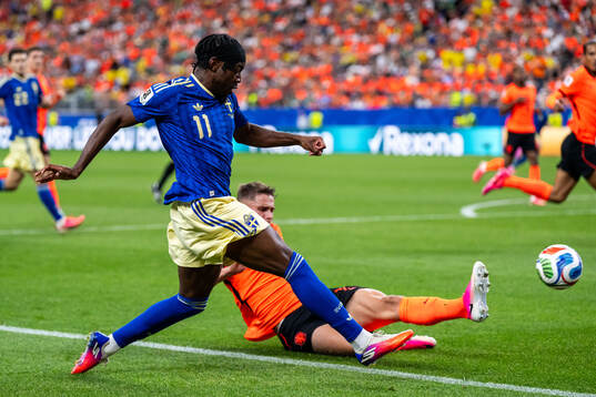 Anthony Elanga of Sweden