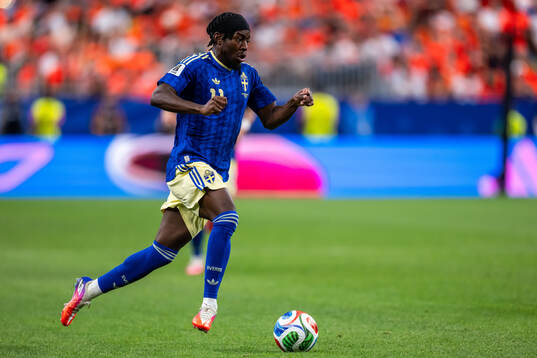 Anthony Elanga of Sweden