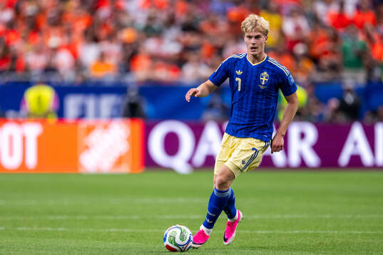 Lucas Bergvall of Sweden