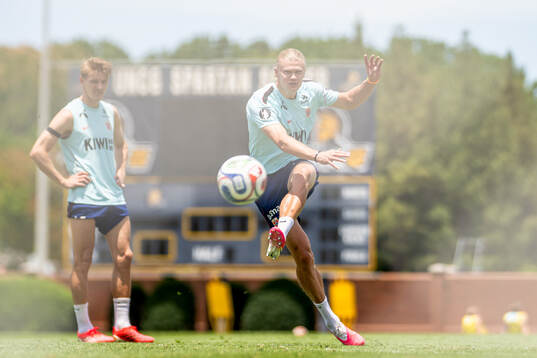 Martin Ødegaard and Erling Braut Haaland of the Norwegian