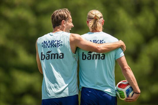 Sander Berge and Erling Braut Haaland of the Norwegian