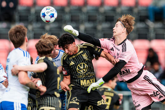 Östersunds målvakt Melker Uppenberg