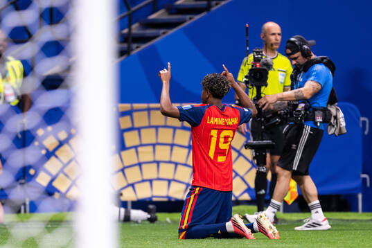 Lamine Yamal of Spain celebrates