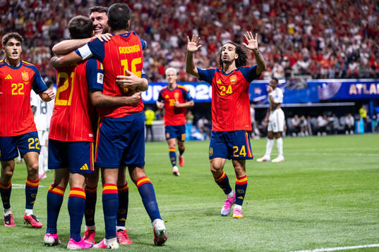 Pau Cubarsi, Mikel Oyarzabal, Rodri, Aymeric Laporte and