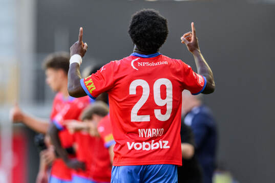 Helsingborgs Kevin Nyarko jublar
