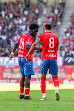 Helsingborgs Kevin Nyarko och Ervin Gigovic jublar