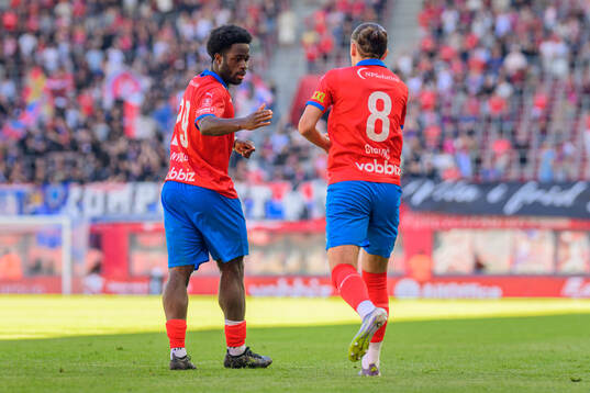 Helsingborgs Kevin Nyarko och Ervin Gigovic jublar