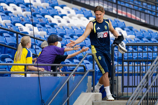 Carl Starfelt of the Swedish national football team at a