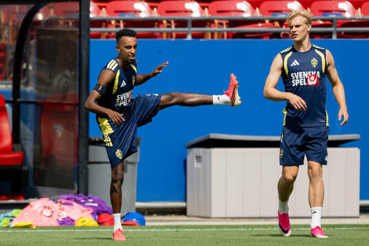 Taha Ali and Lucas Bergvall of the Swedish national