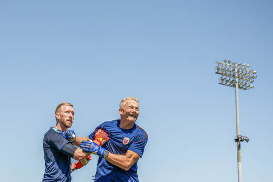 Goalkeeper Egil Selvik and goalkeeper coach Frode Grodås