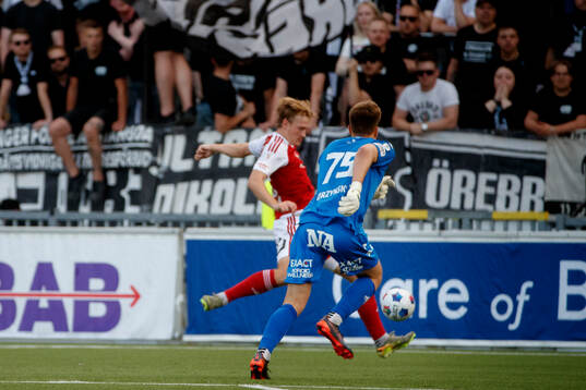 Örebros målvakt Jakub Ojrzynski