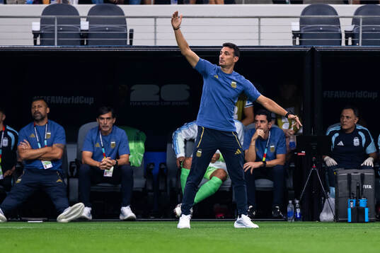 Head coach Lionel Sebastián Scaloni of Argentina