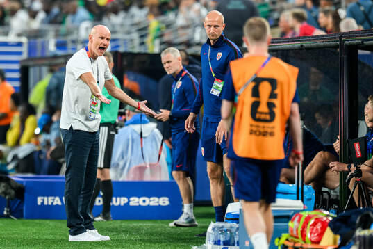 Head coach Ståle Solbakken of Norway