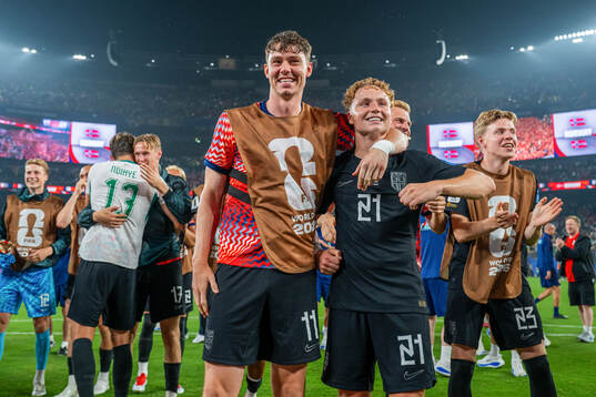 Jørgen Strand Larsen and Andreas Schjelderup of Norway