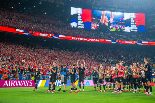 Erling Braut Haaland and players of Norway celebrate