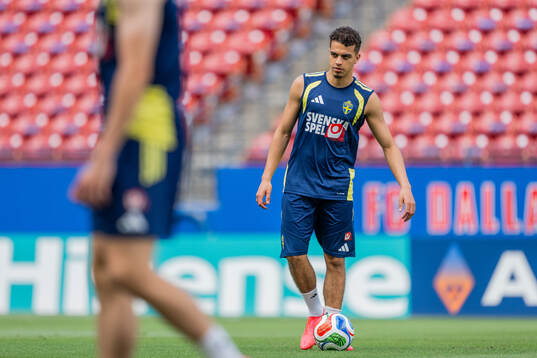 Yasin Ayari of the Swedish national football team at a