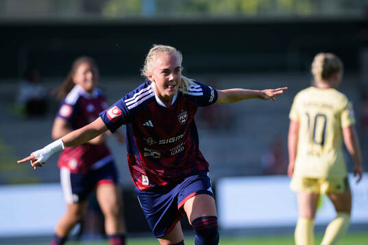 Rosengårds Molly Johansson jublar