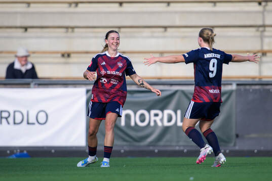 Rosengårds Anastasiya Pabiahaila jublar