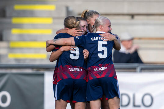 Rosengårds Anastasiya Pabiahaila jublar