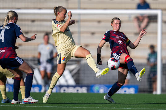 Rosengårds Thea Sørbo och Djurgårdens Sara Eriksson