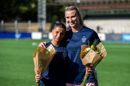 Rosengårds målvakt Samantha Leshnak Murphy och Mikaela