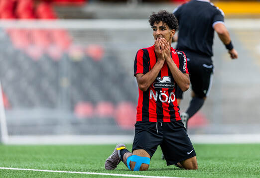 Brommapojkarnas Ahmed Albadri deppar