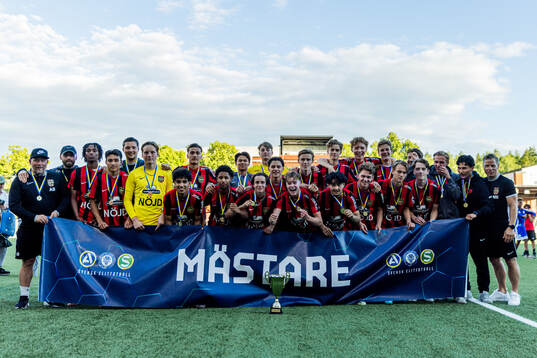 Brommapojkarna vinner finalen i ligacupen för P17 mellan
