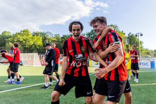 Brommapojkarnas Wilton Granberg och Ludwig Wester jublar