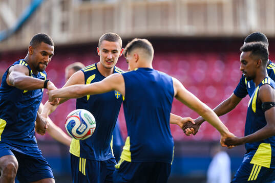 Isak Hien and Gustaf Lagerbielke of the Swedish national