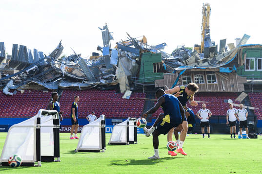 Hjalmar Ekdal and Ken Sema of the Swedish national football