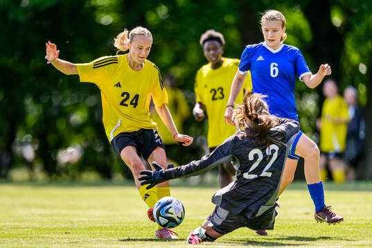 Tilde Ejerås, GIF Sundsvall och Freja Anderberg, Kalmar FF