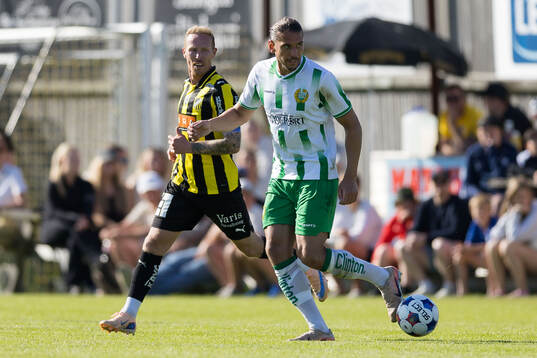 Häckens Mikkel Rygaard Jensen och Hammarbys Nikola Vasic
