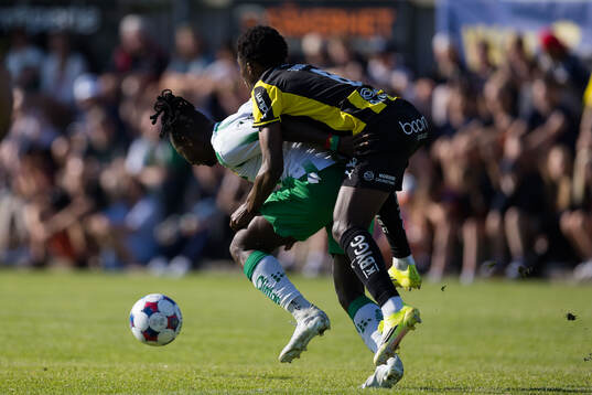 Hammarbys Moise Elohim Victoire Kabore och Häckens