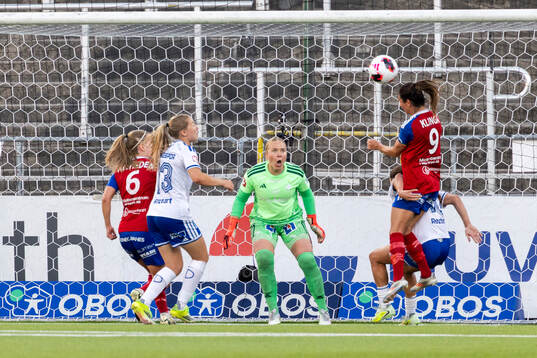IFK Norrköpings Sofia Hjern och Vittsjös Lisa Klinga