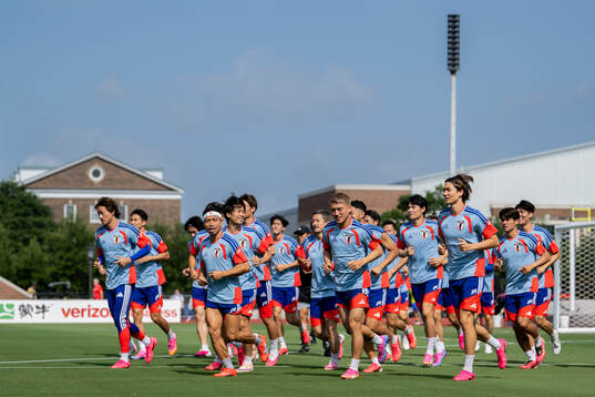 Players of the Japanese national football team at a