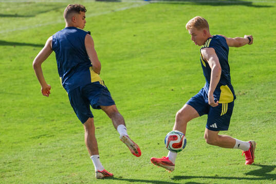Yasin Ayari and Daniel Svensson of the Swedish national