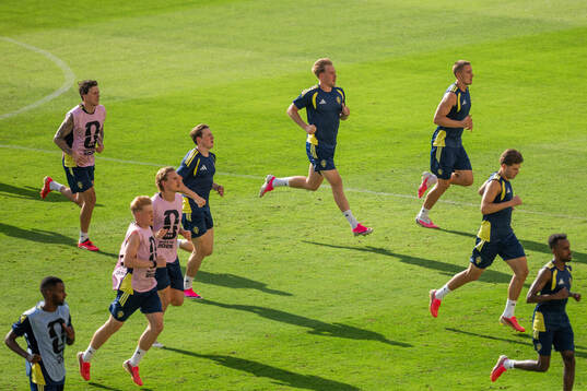 Victor Nilsson Lindelöf, Alexander Isak, Daniel Svensson,